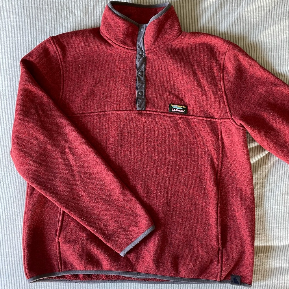 Men’s LL Bean red button up jacket. Large